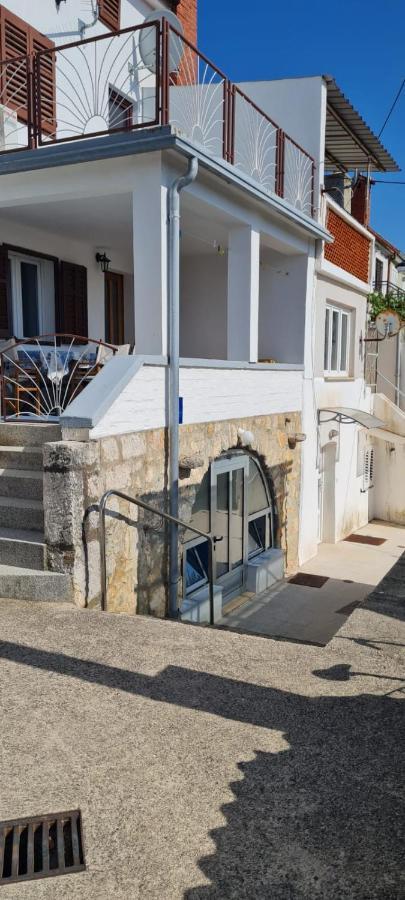 Apartman Lucija Punat Buitenkant foto