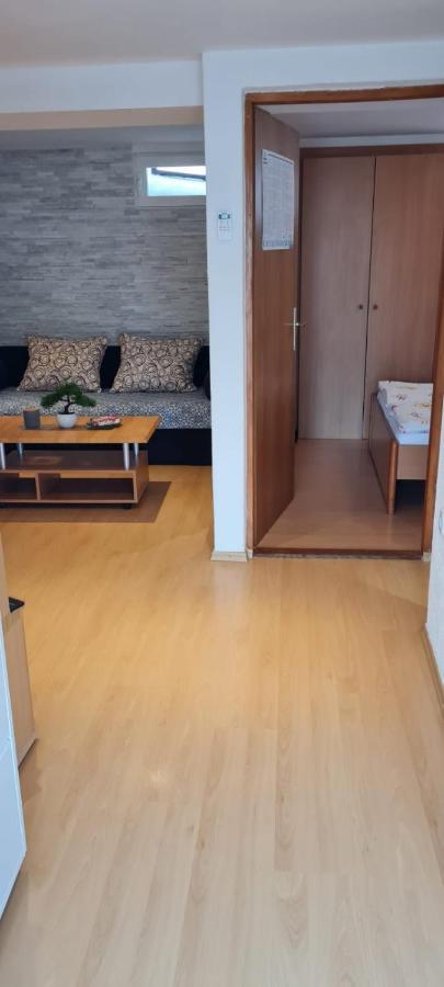 Apartman Lucija Punat Buitenkant foto